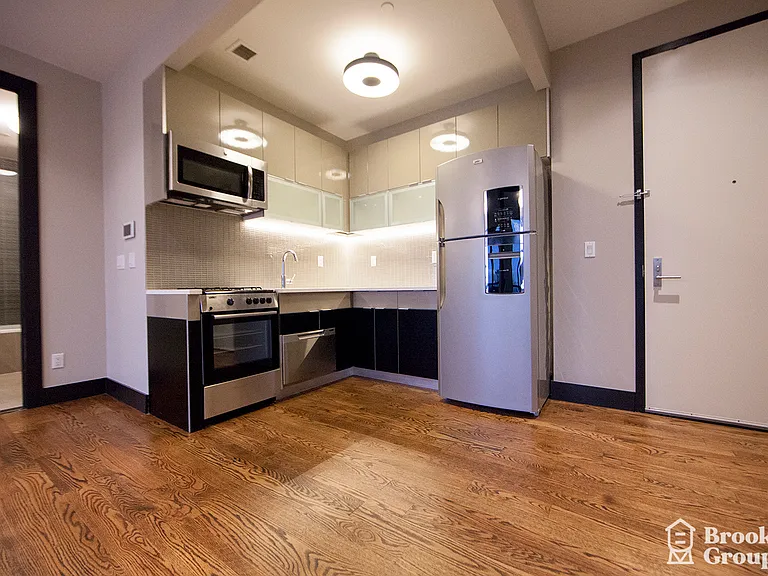 875 De Kalb Ave #3E — Photo 8