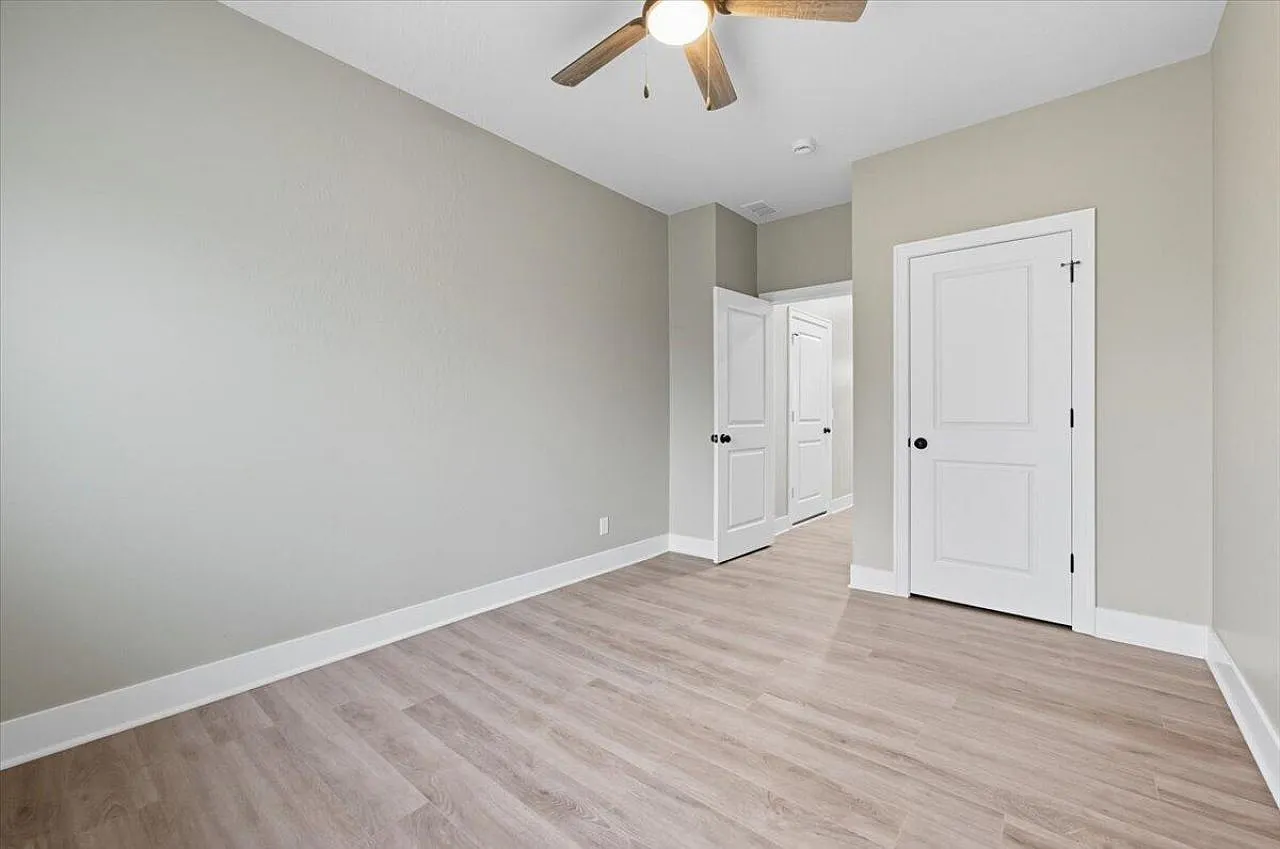4 bed, 1580 sqft, $2,500 — Photo 4