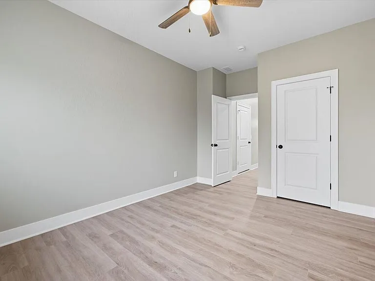23082 Cayuse St — Photo 4