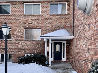 110 E Housatonic St, Pittsfield, MA 01201