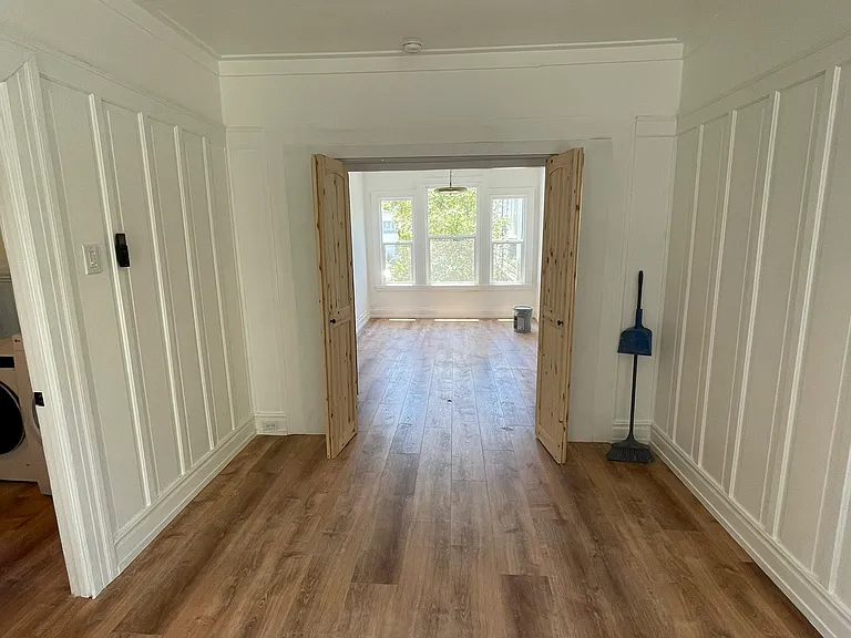 1874 Donner Ave — Photo 12
