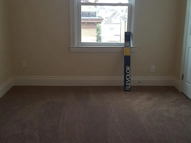 86 Craighead St — Photo 9