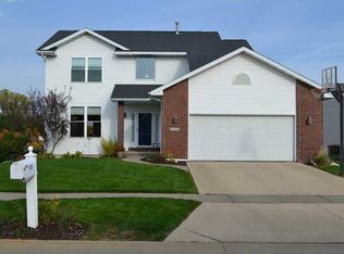 7808 Pin Tail Dr NE, Cedar Rapids, IA 52402