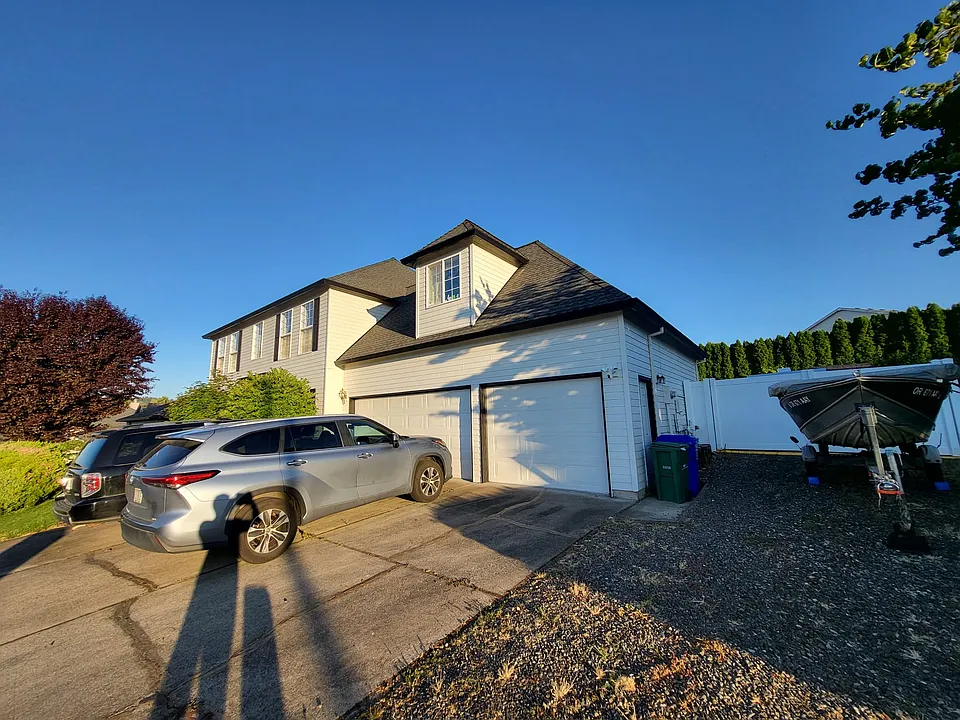 4058 SW Brittany Dr