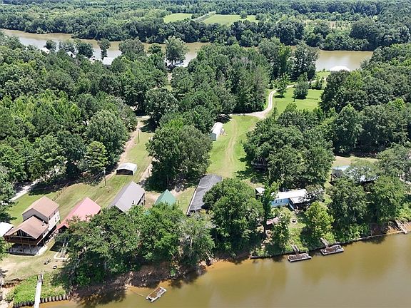 3rd image of 480 Sandpiper Dr
