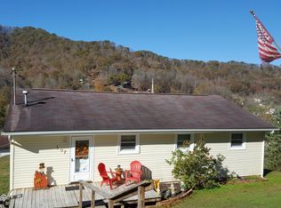 107 Emory Hill Rd, Henlawson, WV 25624
