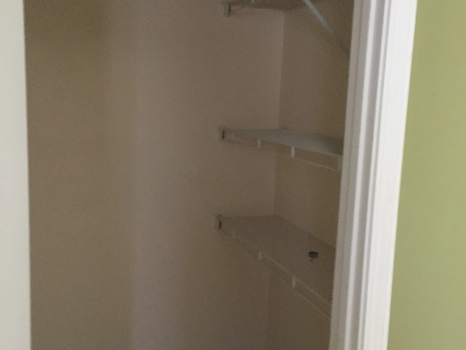 3 bed, 2.5 bath, 2008 sqft, $3,000 — Photo 3