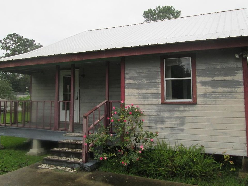 1st image of 154 Georgette St #0