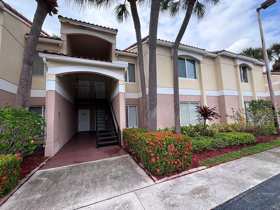 1st image of 815 W Boynton Beach Boulevard #11-107