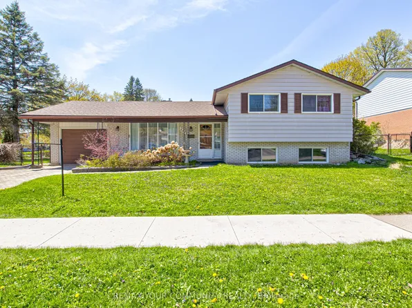 557 Glen Manor Blvd, Waterloo, ON N2L 4T7