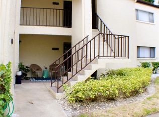 700 Starkey Rd APT 1414, Largo, FL 33771