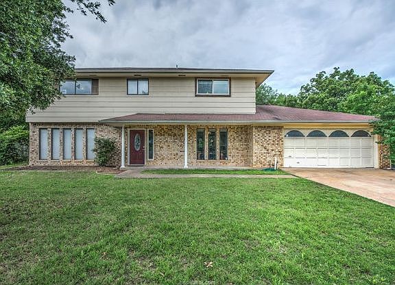 4th image of 2602 Hollow Oak Cir