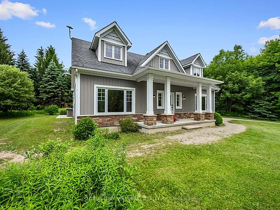 2nd image of 6886 Wellington Dr #16