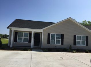 1420 W Cole St, Dunn, NC 28334