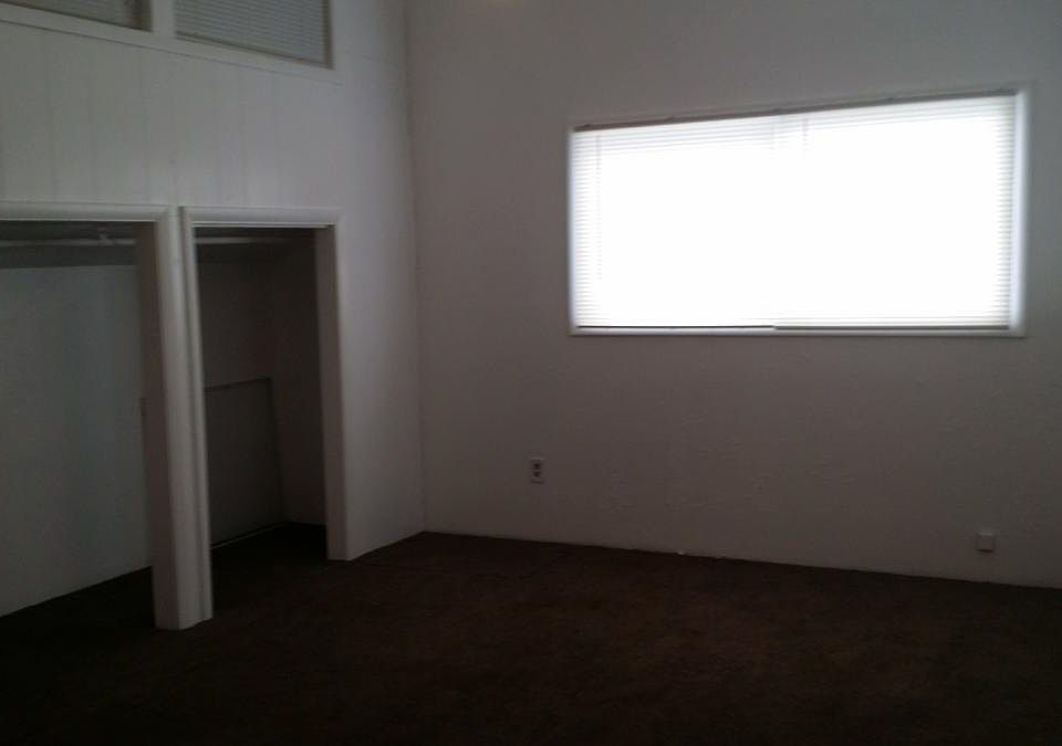 Large Bedroom With Full Closet