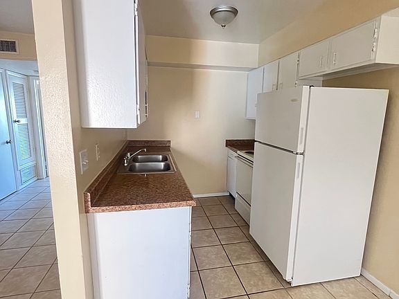 4th image of 3900 Edgar Park Ave APT 2
