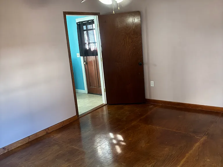 2515 Eagle St — Photo 23