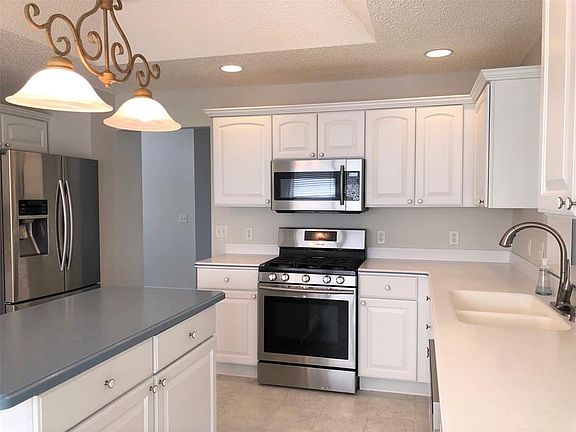 2nd image of 749 Pine Hills Pl