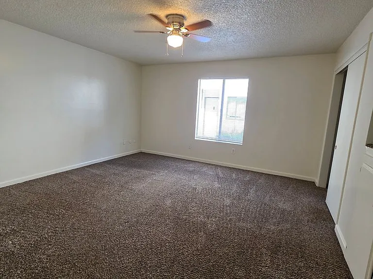 1046p -170- 4300 Isla Verde St. -RB/JP — Photo 13