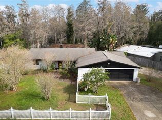 2715 Wilson Cir, Lutz, FL 33548