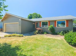 1508 Lithia Way, Talent, OR 97540