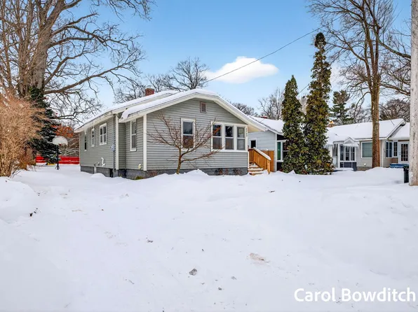 2260 Estes St, Muskegon, MI 49441