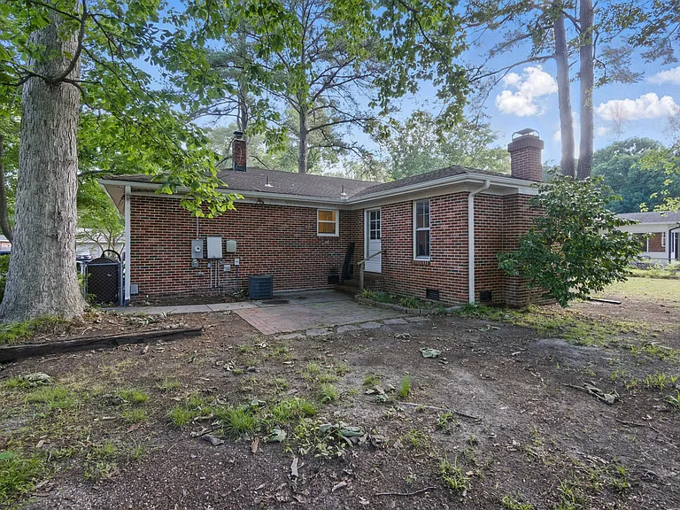 4105 Clintwood Ln — Photo 24