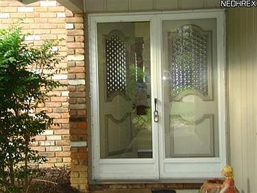 5th image of 6485 Woodbury Dr