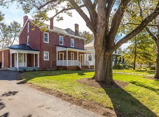 530 Elm Tree Ln, Lexington, KY 40508