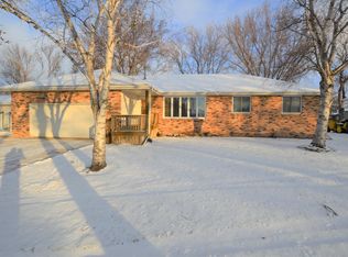 609 22nd Ave NE, Aberdeen, SD 57401
