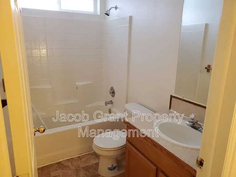 4946 Cole St #1 — Photo 14