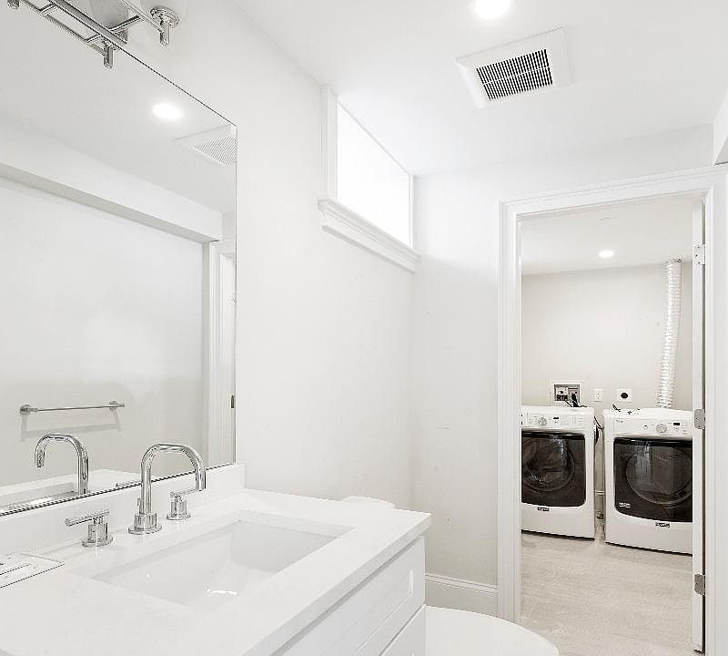 2nd image of 65 Beech Glen St #U2