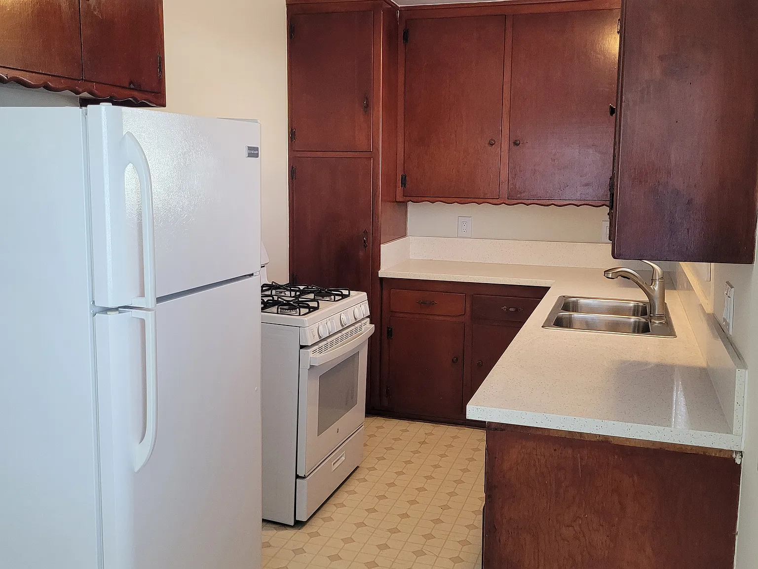 1 bed, 450 sqft, $1,595 — Photo 4