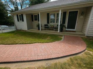5 Billings St, Pawcatuck, CT 06379