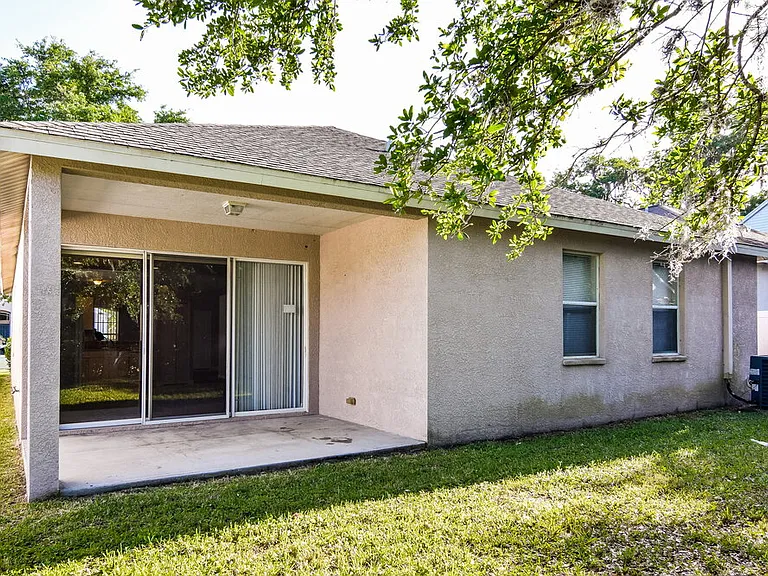 15819 Stags Leap Dr — Photo 17