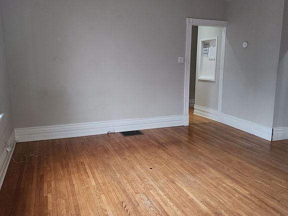 4th image of 865 William St