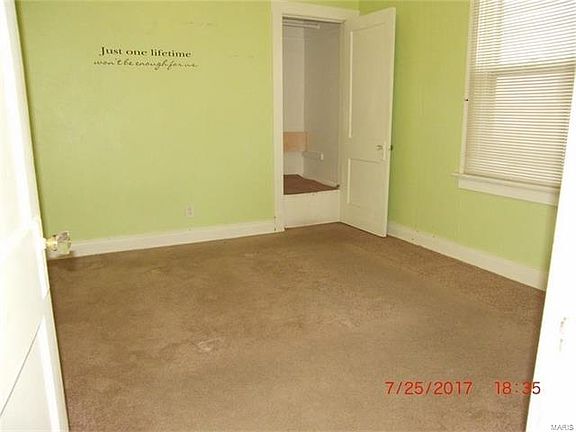 5th image of 4549 Newport Ave
