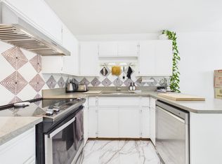 1318 Brunette Ave #18, Coquitlam, BC V3K6R1
