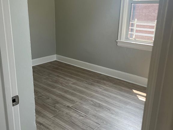 3rd image of 137 Scribner Ave #3