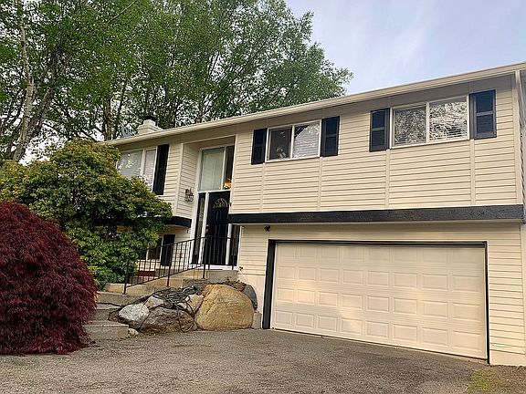 3rd image of 14258 79th Ave NE