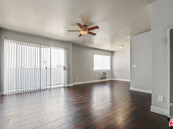 5th image of 639 N Alexandria Ave APT 7