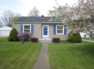 54529 29th St, South Bend, IN 46635