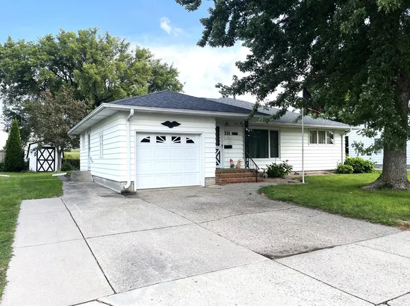 111 Water St, Ceylon, MN 56031
