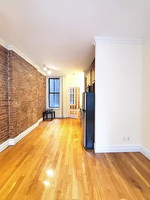 Rented by Compass | media 11