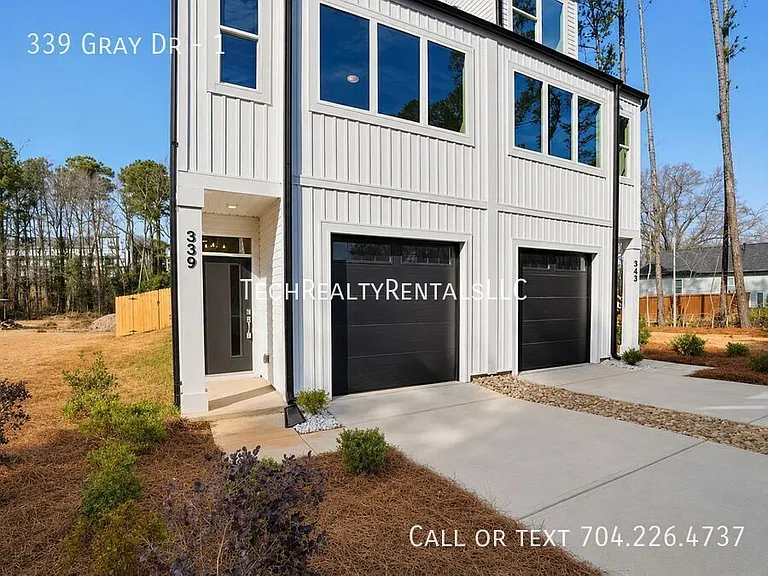 339 Gray Dr #1 — Photo 2