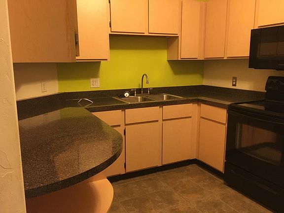 5th image of 2046 W Bramburgh Ct