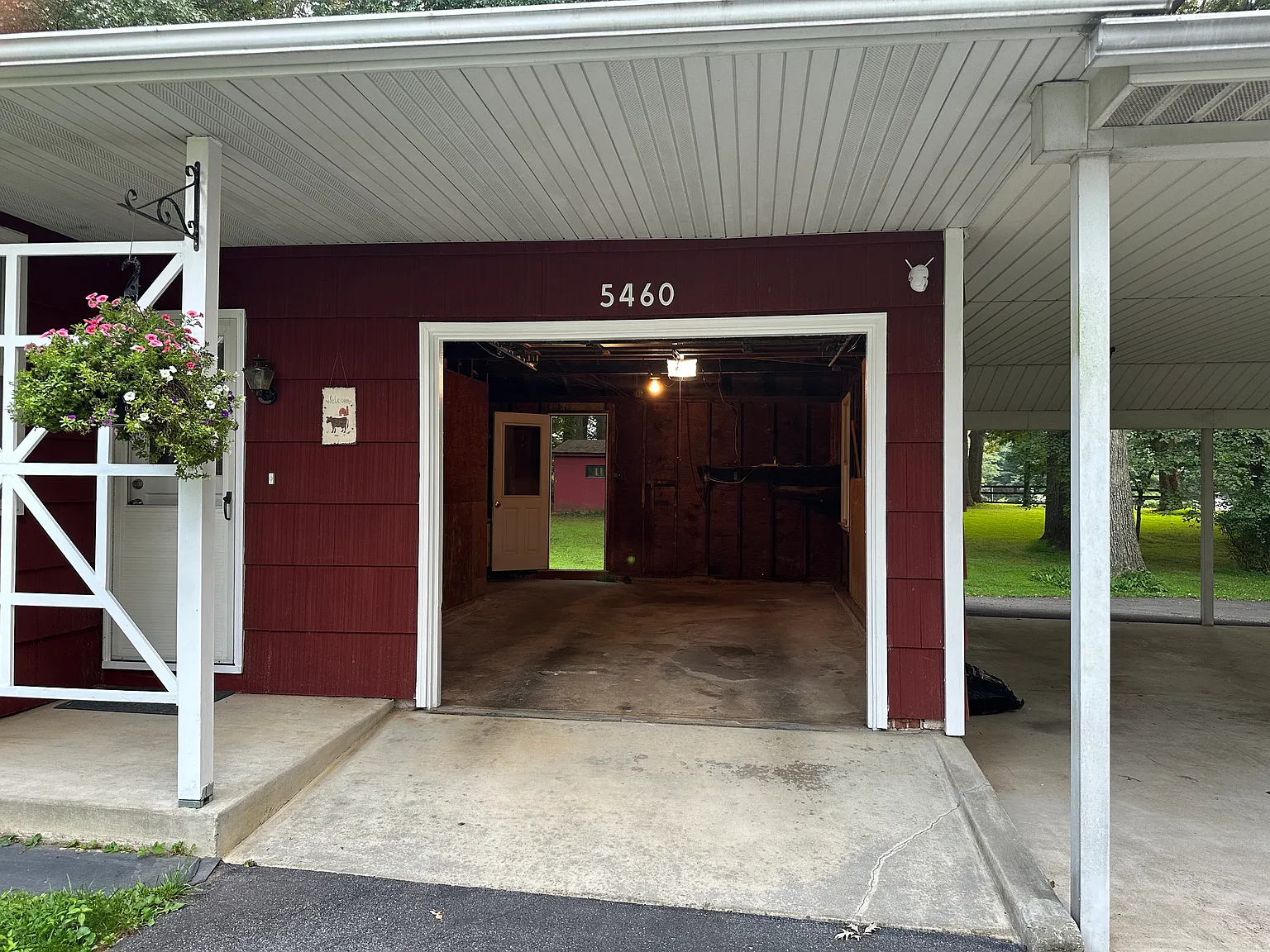 4 bed, 2700 sqft, $3,800 — Photo 3