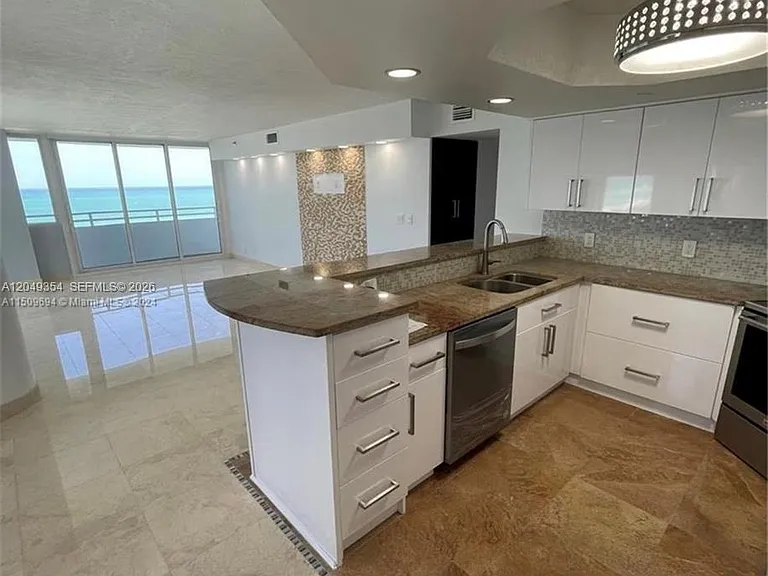 8911 Collins Ave #505 — Photo 9