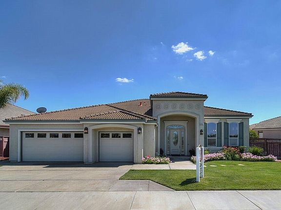 4th image of 4008 Newport Ln