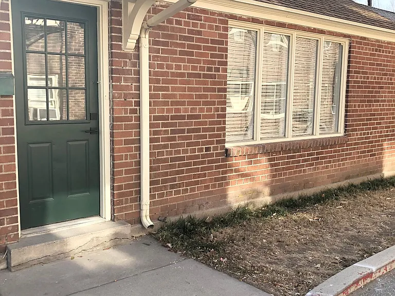 Bigelow Chapman Apartments — Photo 20